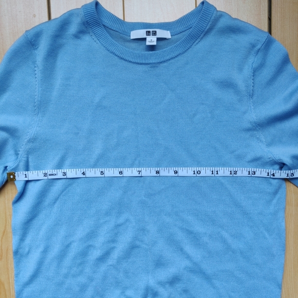 Uniqlo Baby Blue Round Neck thin Spring Sweater - Picture 7 of 8